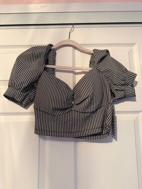 Women's Houndstooth Puff-Sleeve Crop Top - Black & White